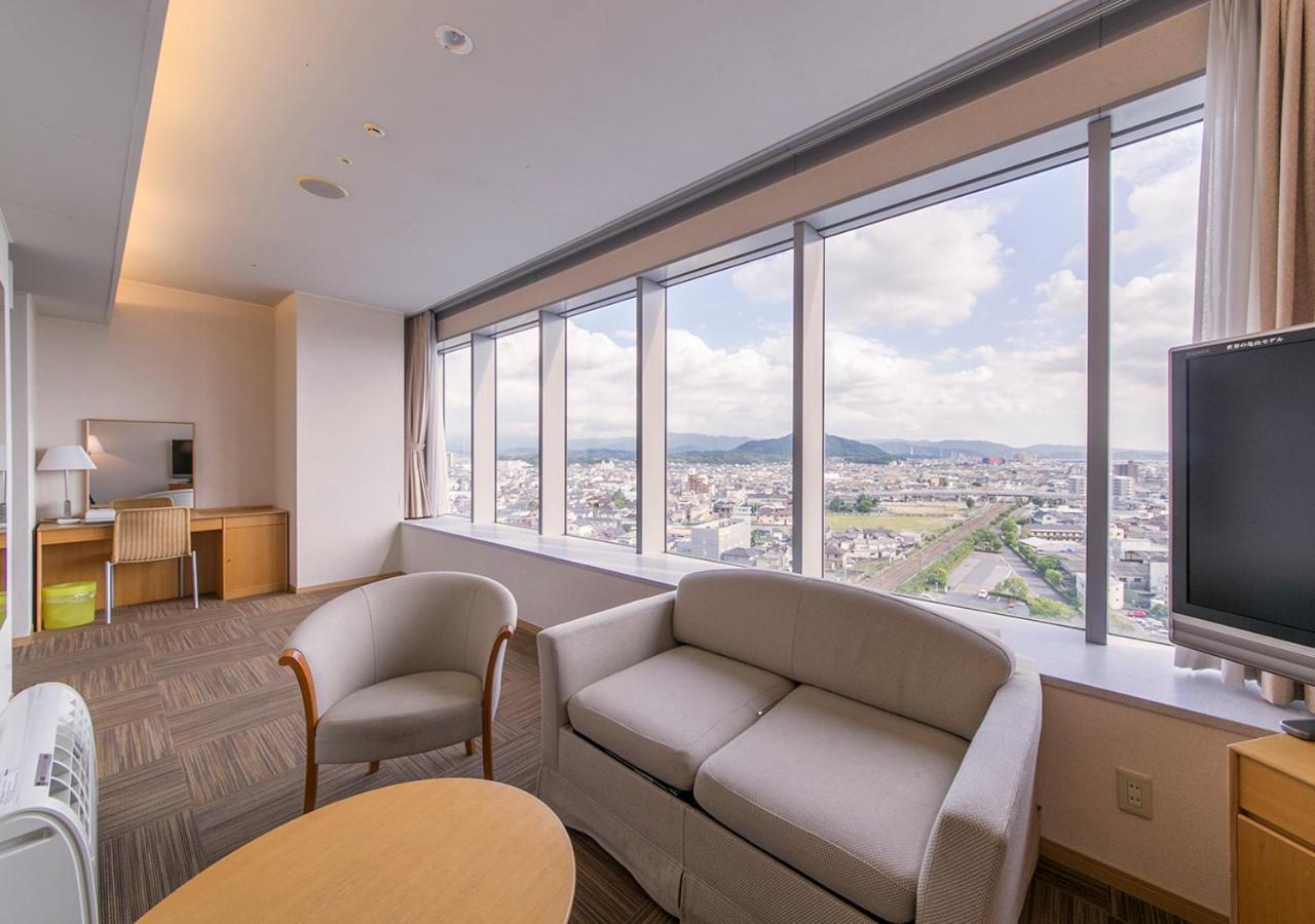 Hotel Landmark Wakayama Esterno foto