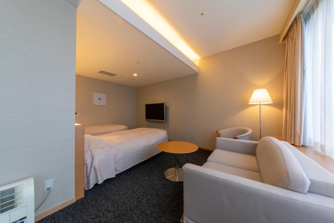Hotel Landmark Wakayama Esterno foto