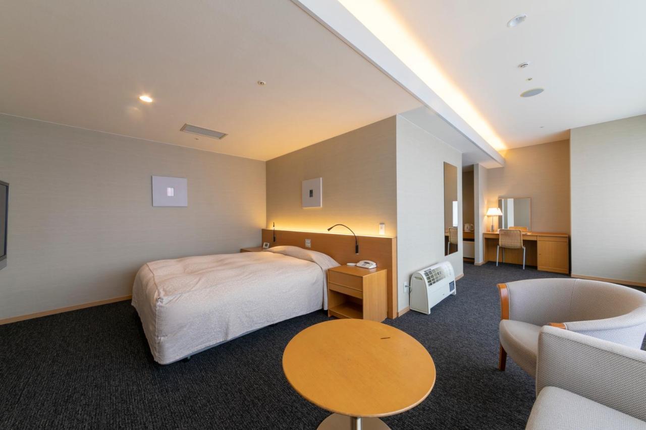 Hotel Landmark Wakayama Esterno foto